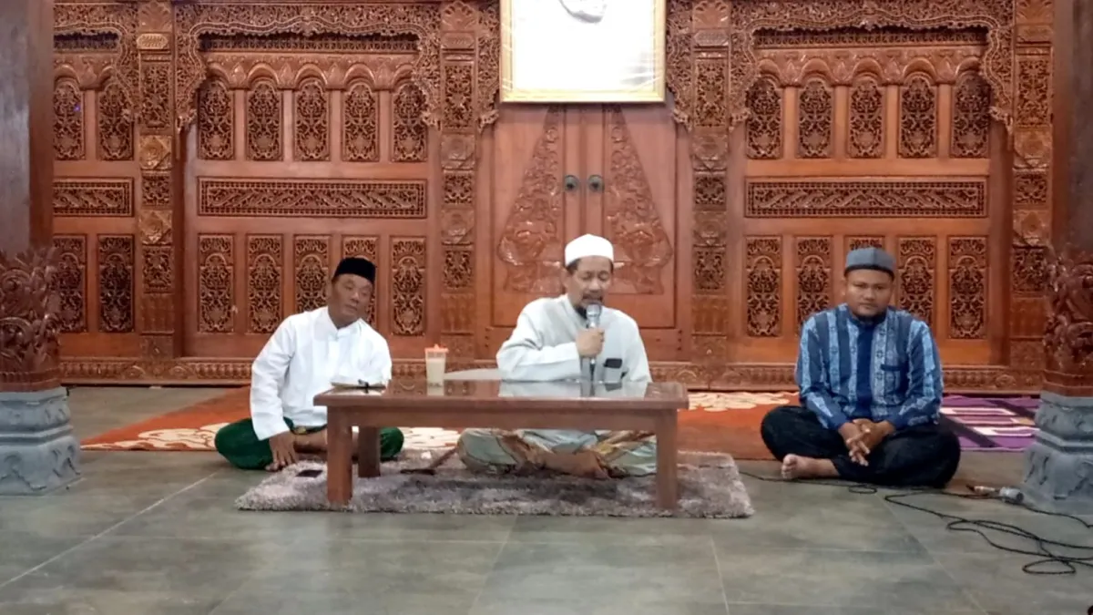 Pondok Tahfidz Al-Hasan Al-Hury Ngemplik Wetan Karanganyar Demak Selenggarakan kajian Kitab Qami'ut Thugyan