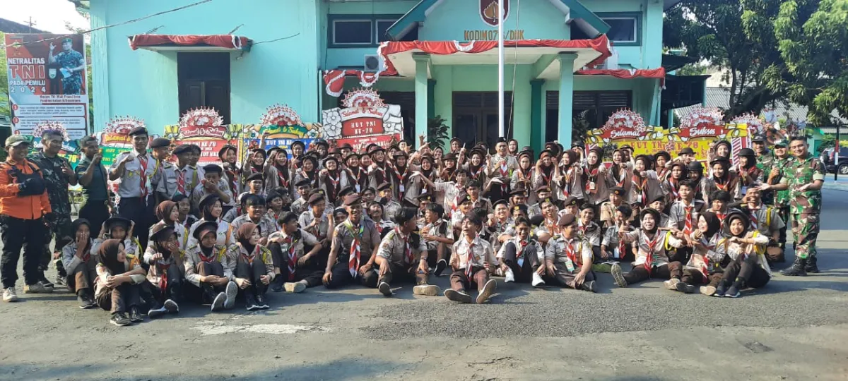 Pramuka MANU Demak Gandeng Polsek, Koramil, BPBD,  Kodim 0716 Demak Untuk Tingkatkan Karakter Kepemimpinan