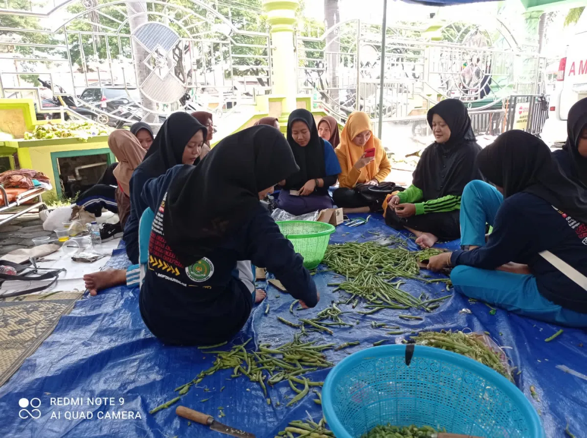 Peduli Korban Banjir Demak, MA Miftahussalam Kirimkan Bantuan dan Relawan Kemanusiaan