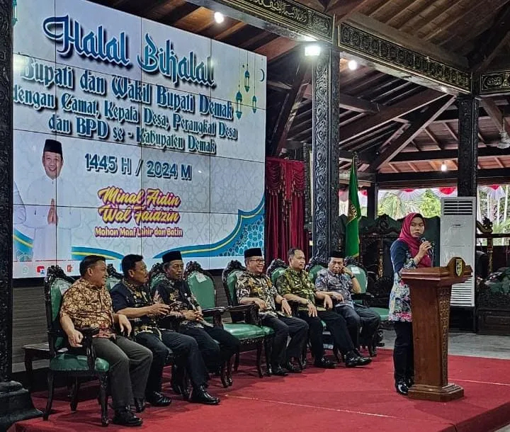 Bupati Esti Gelar Halal Bihalal dengan Camat, Kades, Perades dan BPD Se-Kabupaten Demak