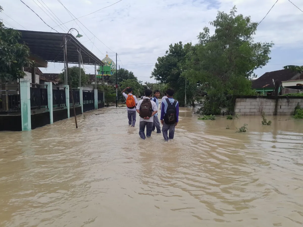 Banjir Melanda Demak: Ratusan Rumah dan Fasilitas Umum Terendam