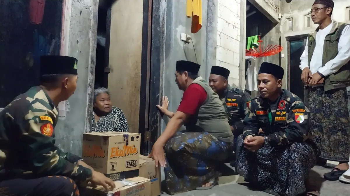 LAZISNU Demak Kembali Salurkan Bantuan Sembako Dan Uang Tunai Untuk Para Dhuafa’