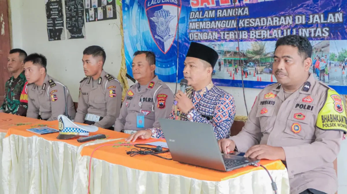 Polres Demak Gelar Kegiatan Safety Riding di MA Miftahussalam, Ajak Pelajar Tertib Berlalu Lintas