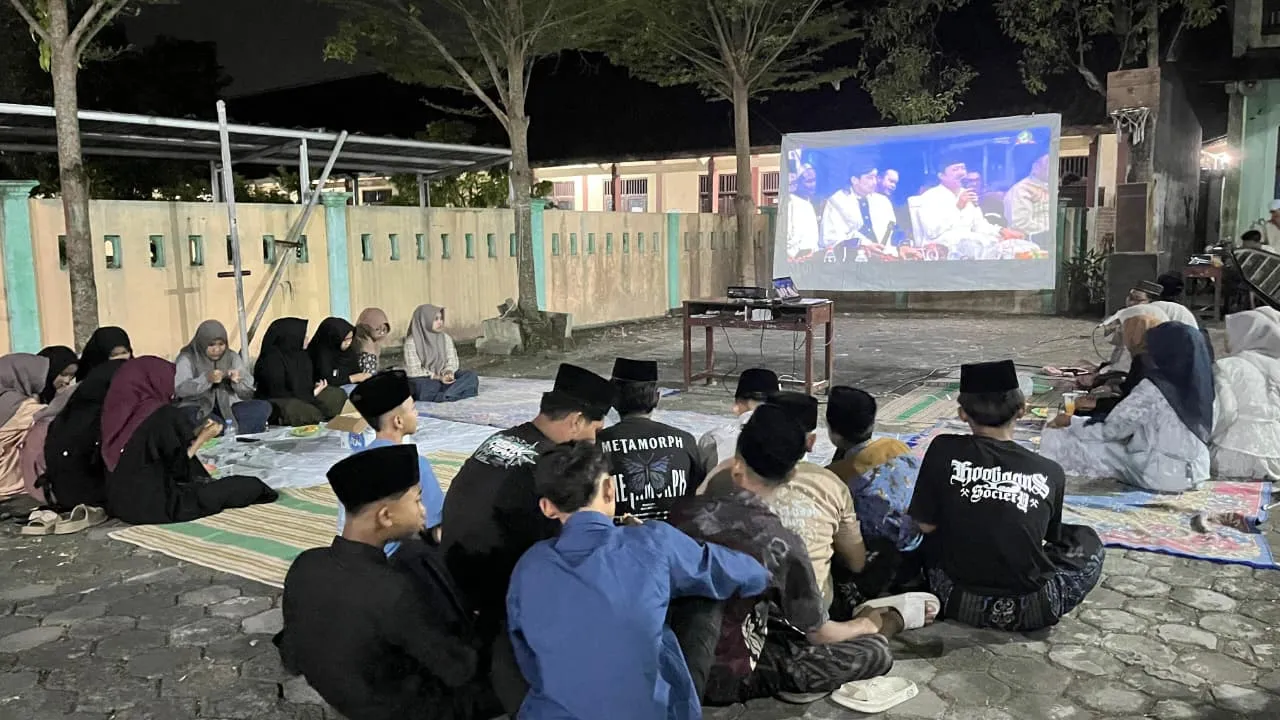 Manfaatkan Libur Sekolah, PR IPNU IPPNU Mojodemak Gelar Nobar Edukatif dan Luruskan Niat Berorganisasi